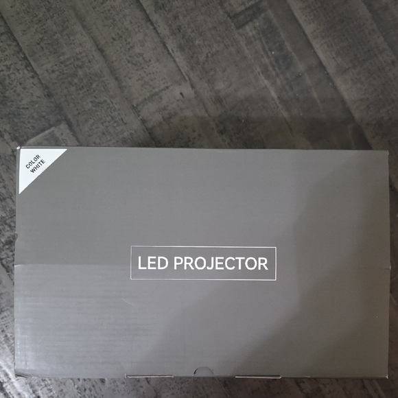 Black LED Projector with 360° Rotation - Picture 2 of 5